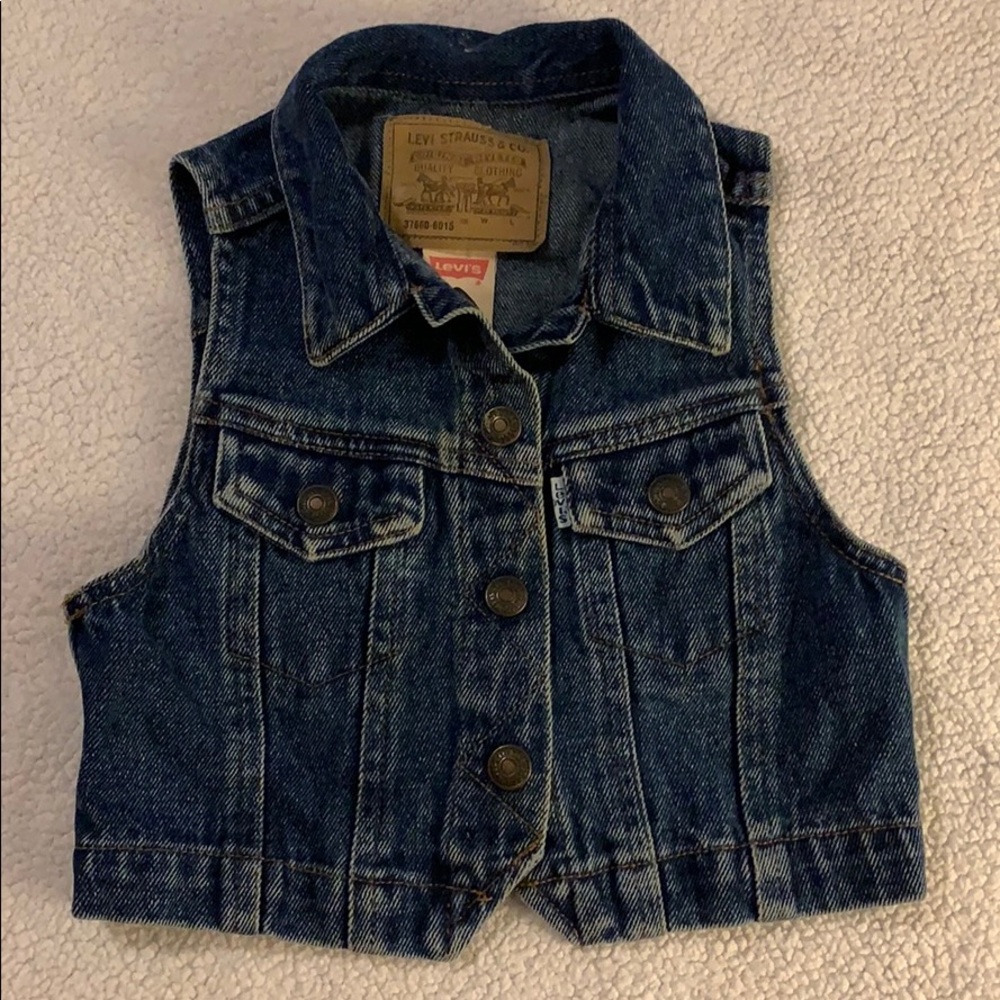 2T Girls’ Levi’s Denim Jacket Vest
